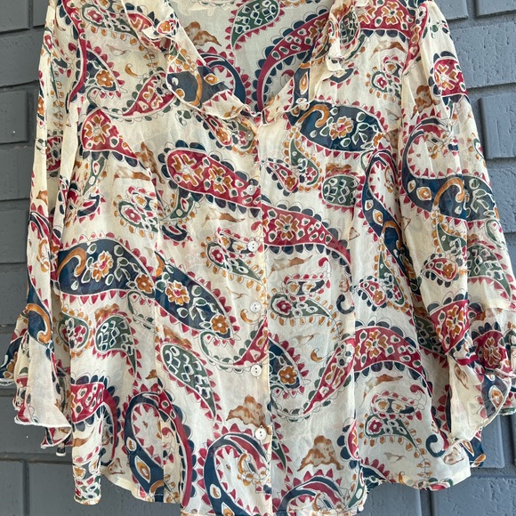 100% silk ,mother of pearl buttons blouse-sheer - Picture 4 of 4